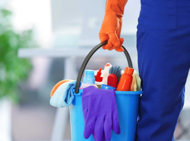 Move In & Out Cleaning Service